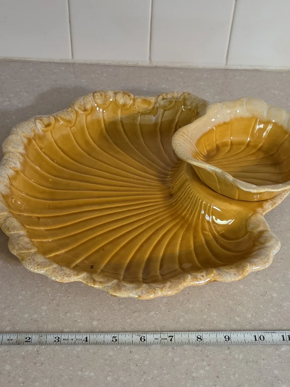 California Pottery 948